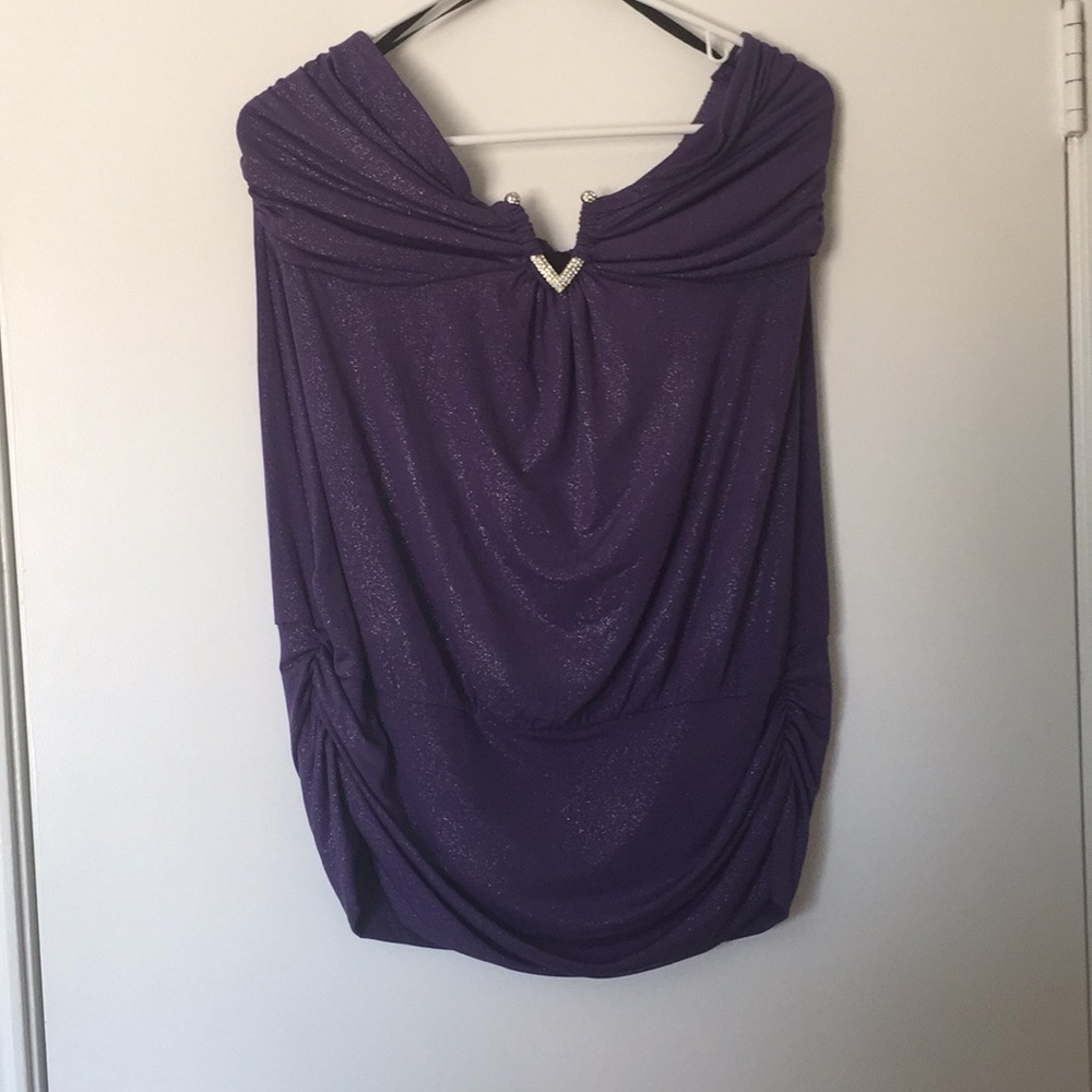 Beautiful strapless top